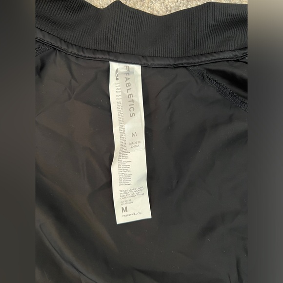 Fabletics bomber jacket black size medium - Picture 7 of 7